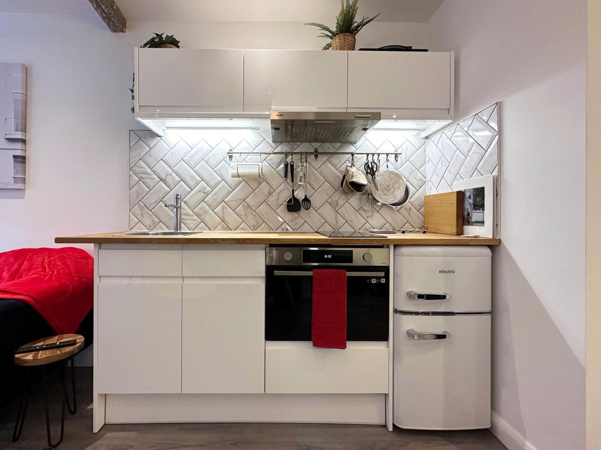 Kensington Studio Hosted By Airoperate Near Notting Hill - 1 Double Bed , 1 Sofa Bed, Ground Floor Apartment Via Private Entrance Londra Exterior foto