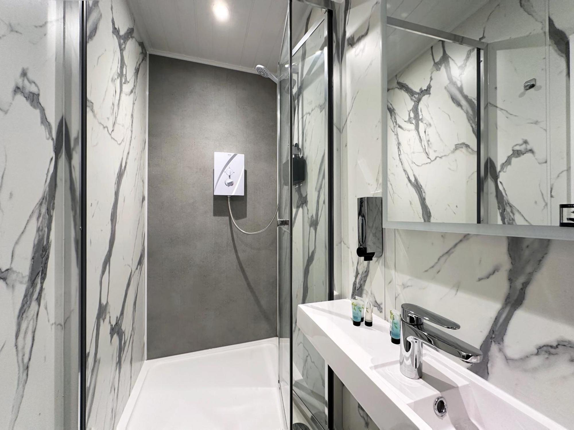 Kensington Studio Hosted By Airoperate Near Notting Hill - 1 Double Bed , 1 Sofa Bed, Ground Floor Apartment Via Private Entrance Londra Exterior foto